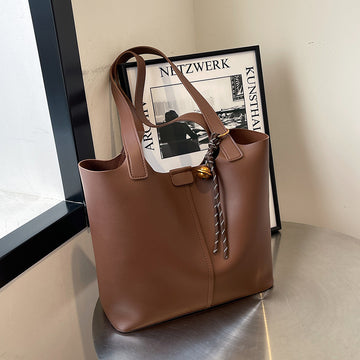 Versatile And Simple Autumn And Winter Shoulder Casual Commuter Tote Bag